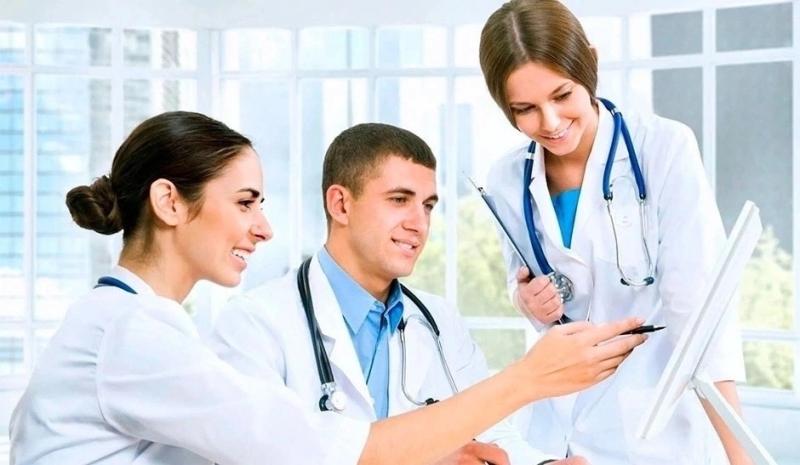 В Департаменте здравоохранения Курганской области работает Центр по трудоустройству медицинских работников