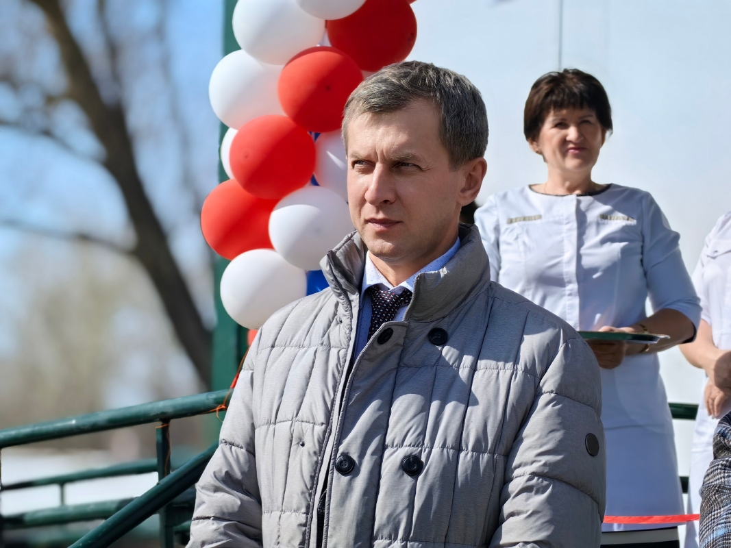 Более 300 жителей Белозерского округа теперь будут получать медицинские услуги в современных и комфортных условиях благодаря установке нового модульного ФАПа