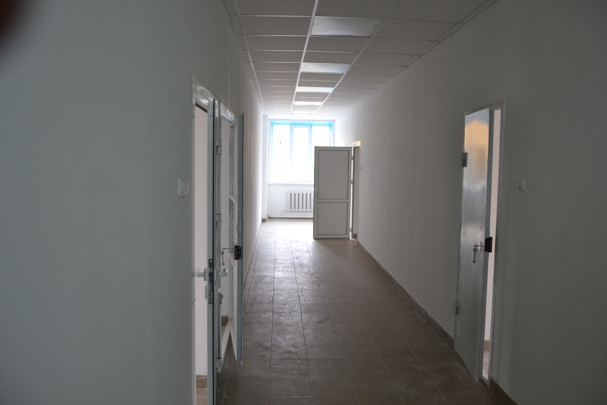 Сразу три фельдшерско-акушерских пункта - в сёлах Караси, Скоблино, Малое Белое - и врачебную амбулаторию в посёлке Новый Мир привели в порядок в Юргамышском районе в этом году