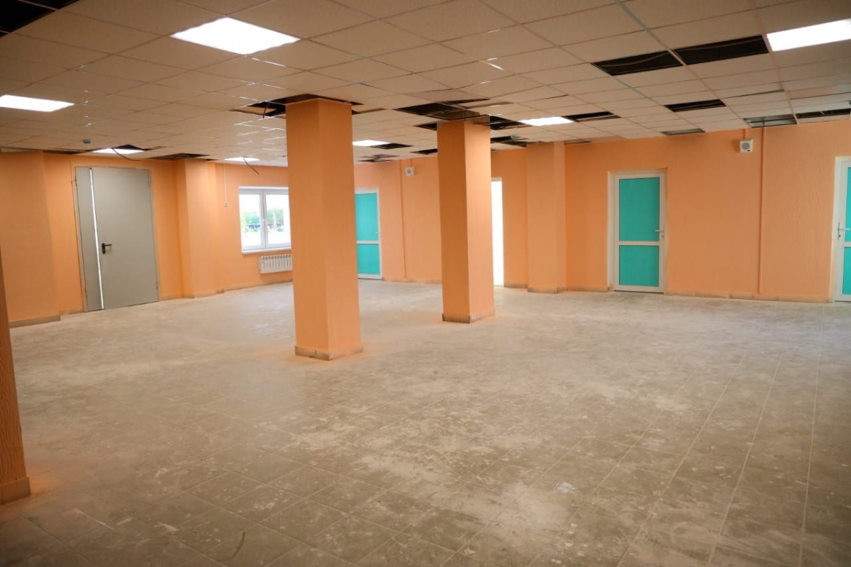 Губернатор проконтролировал завершение строительства детской поликлиники