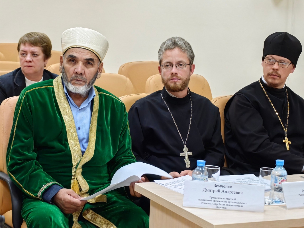 В Курганской области обсудили пути решения демографической проблемы