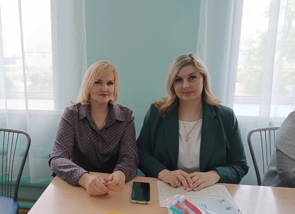 В целях повышения кадрового обеспечения медицинских организаций главная медсестра Курганской областной клинической больницы Ольга Ковтун приняла участие в заседании комиссии по предварительному распределению выпускников Курганского базового медицинского к