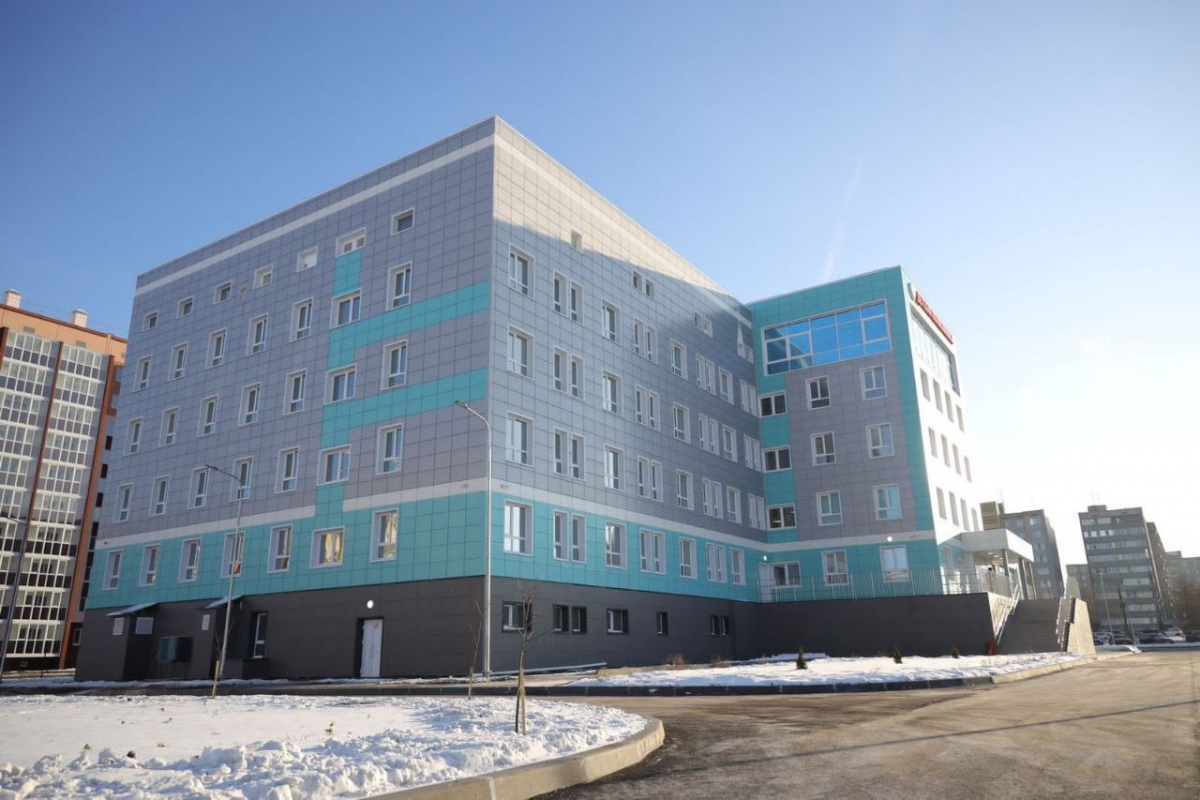 В Заозерном завершили строительство детской поликлиники на 500 посещений в сутки