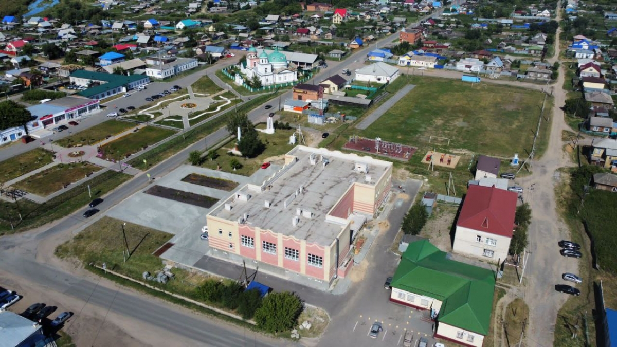 По поручению губернатора Вадима Шумкова в Звериноголовском округе продолжат приводить в порядок дороги и объекты социальной сферы