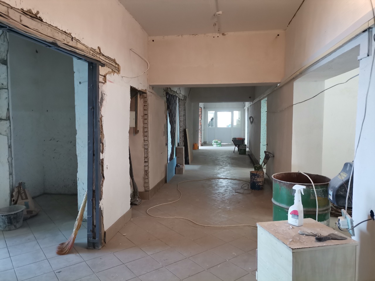 Продолжается капитальный ремонт Сафакулевской центральной районной больницы