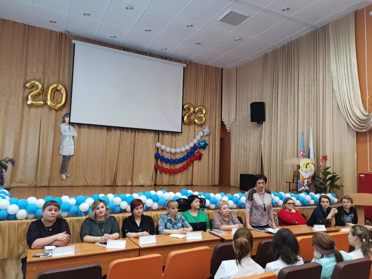 За прошедшую неделю в Курганском базовом медицинском колледже прошли три личные встречи руководителей медицинских организаций по содействую трудоустройства студентов старших курсов.