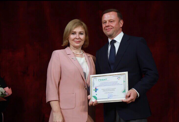 Лучшие в своей профессии получили областные гранты