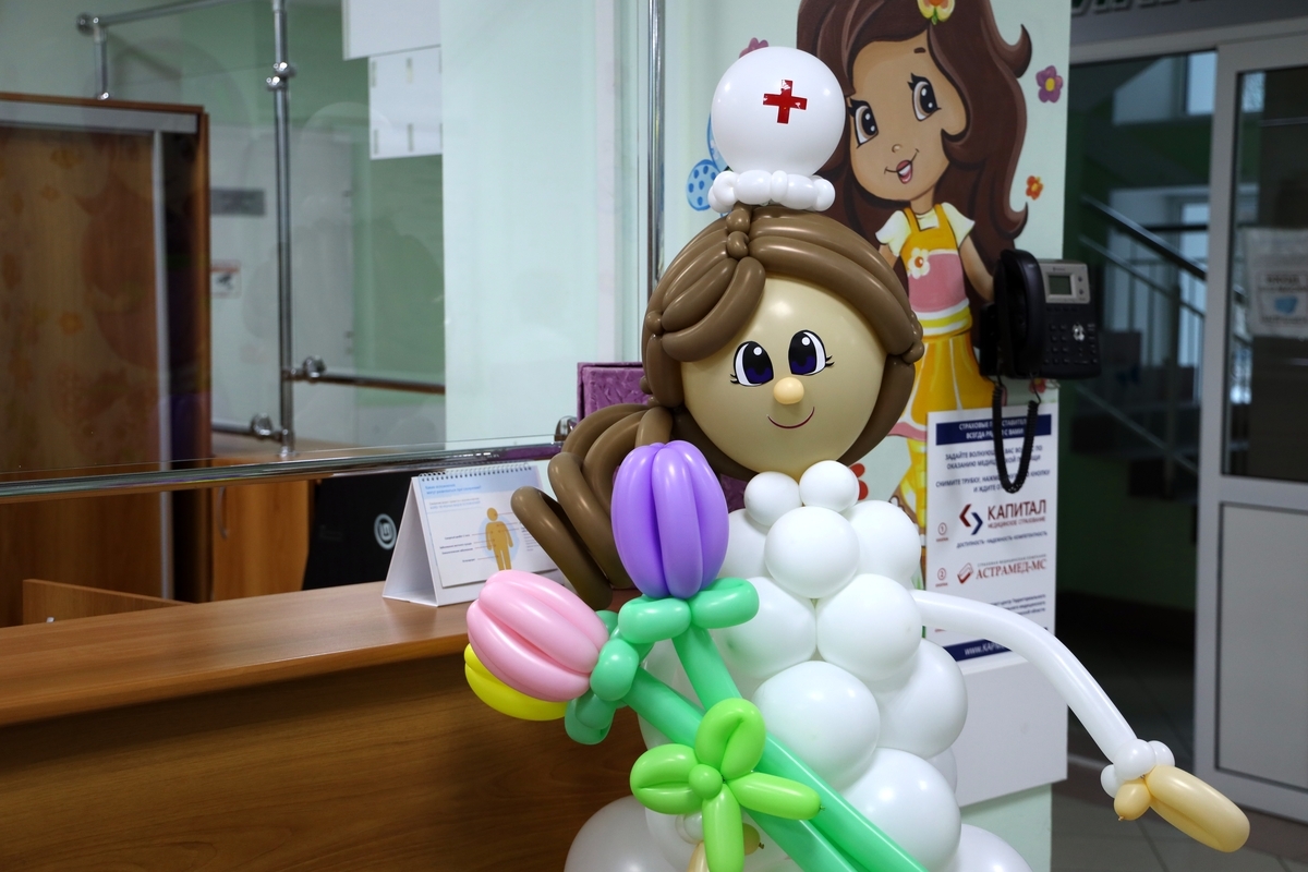 Губернатор Вадим Шумков сделал подарок на 50-летие детской больницы им. Красного Креста – в медучреждении отремонтируют операционное отделение