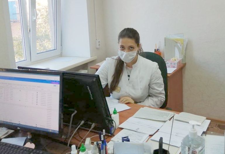 Двумя врачами – терапевтом и хирургом – пополнилась в этом году Глядянская районная больница, благодаря программе «Земский доктор» и региональным мерам поддержки