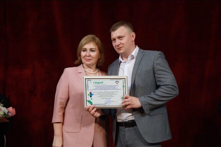 Лучшие в своей профессии получили областные гранты