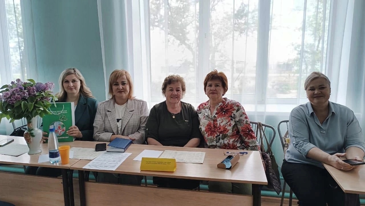 В целях повышения кадрового обеспечения медицинских организаций главная медсестра Курганской областной клинической больницы Ольга Ковтун приняла участие в заседании комиссии по предварительному распределению выпускников Курганского базового медицинского к