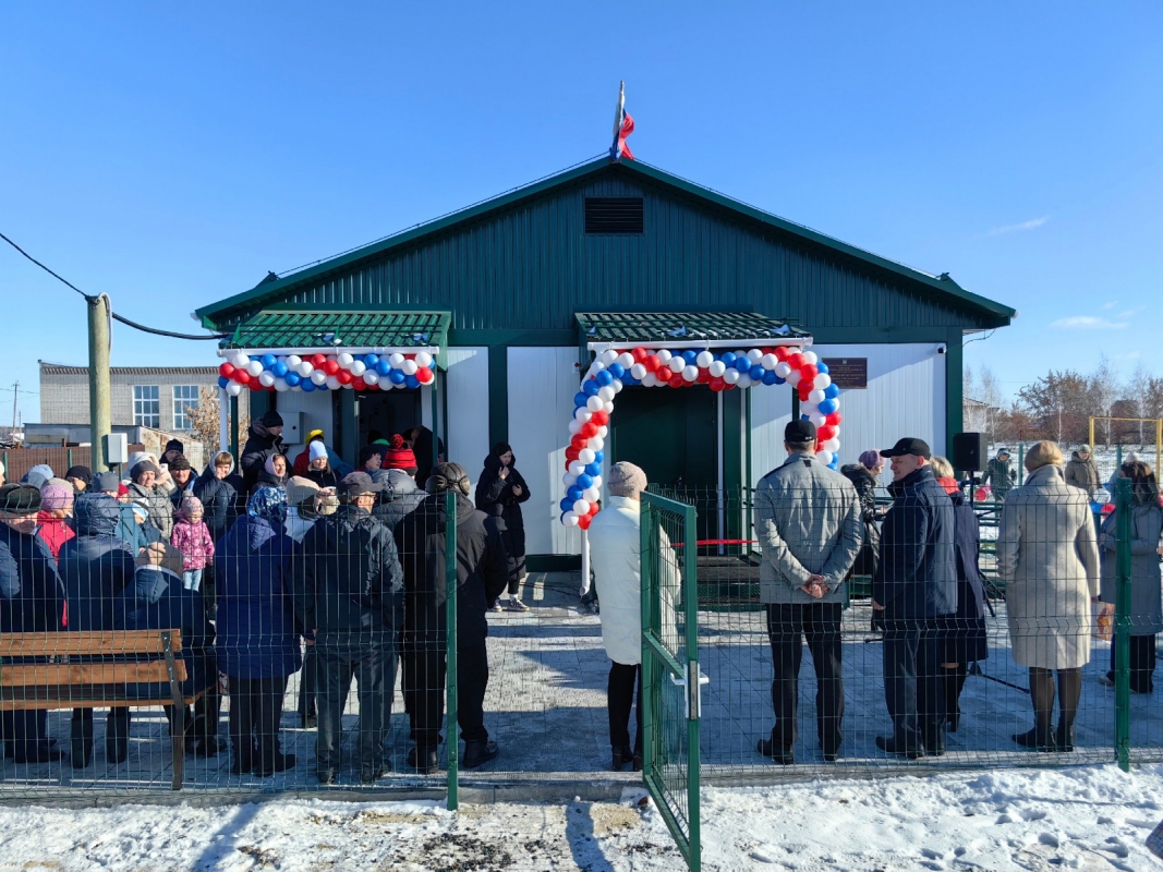 В селе Дубровном Варгашинского округа открыли новый модульный ФАП