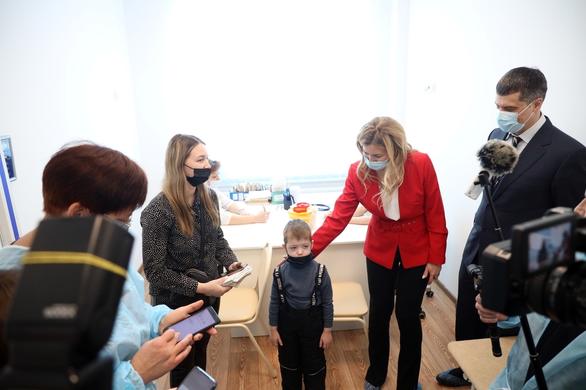 В новой детской поликлинике Заозерного начался прием пациентов узкими специалистами