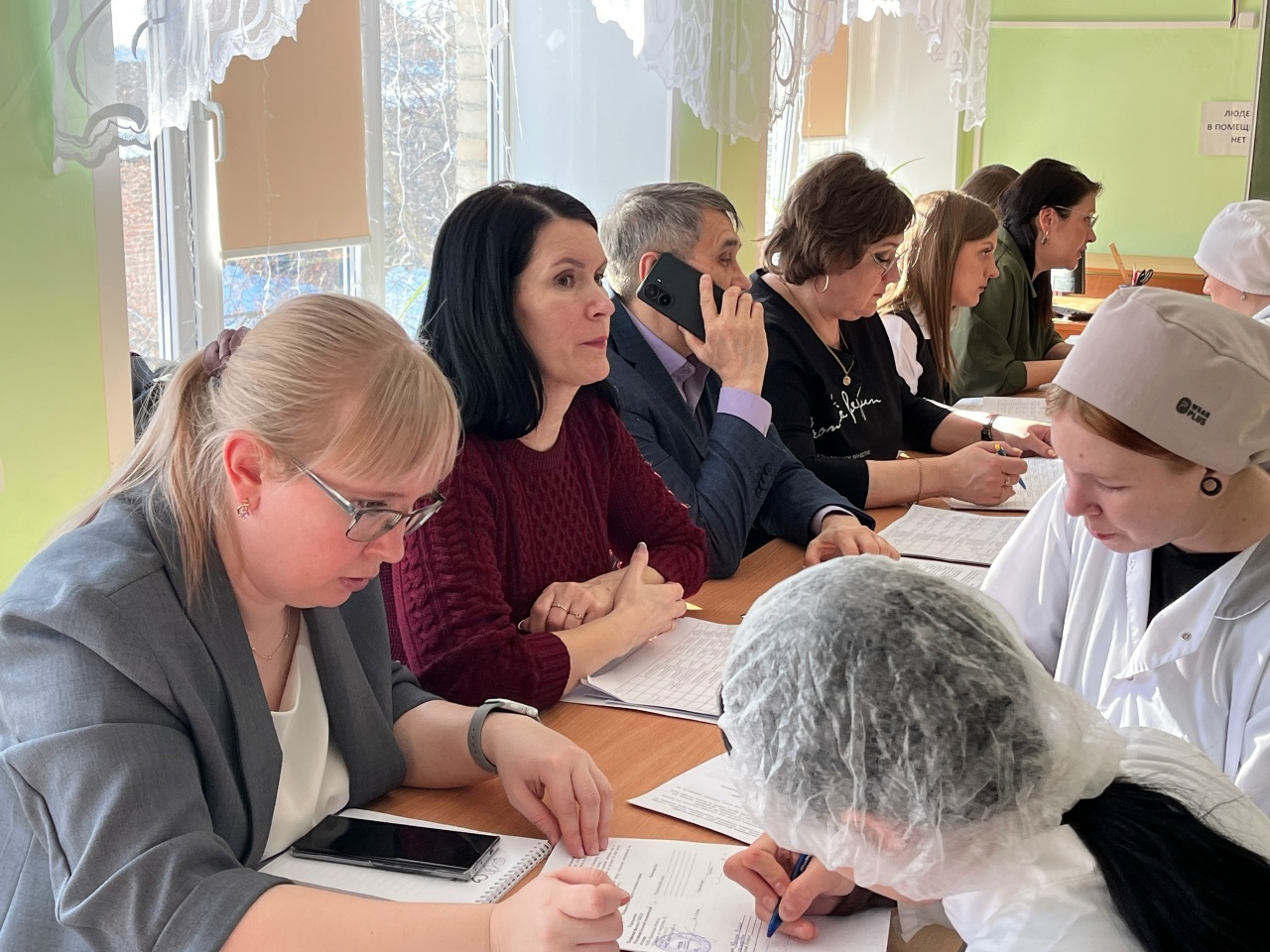 В Шадринском филиале Курганского базового медицинского колледжа прошла встреча представителей медицинских организаций с выпускниками колледжа. ﻿