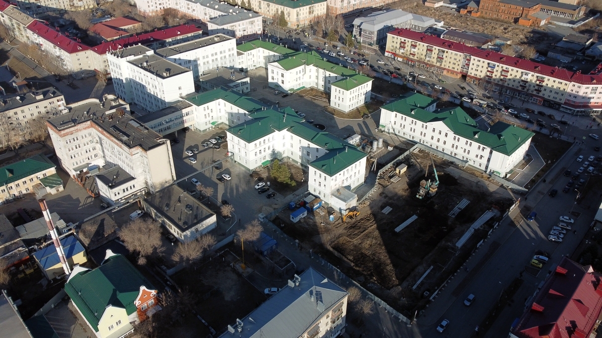 Губернатор Вадим Шумков рассказал о планах по ремонту областной клинической больницы и БСМП