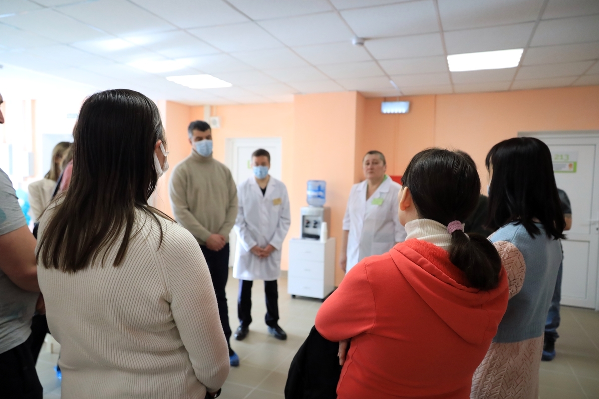 Заместитель главы региона по социальной политике Наталья Кирилова встретилась с родителями детей с ОВЗ