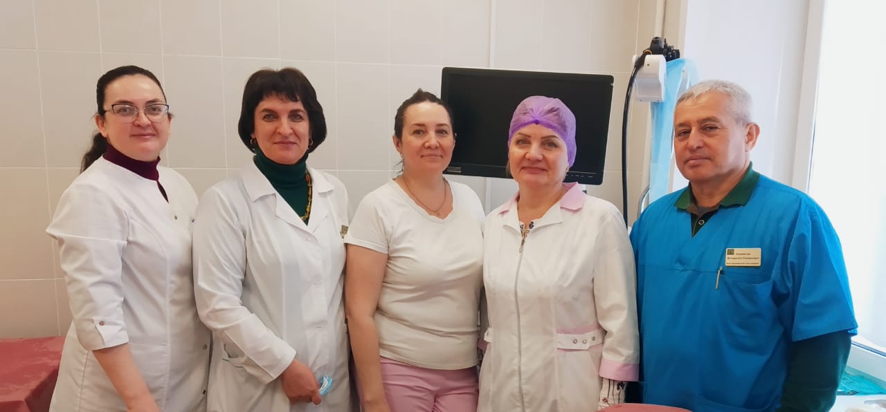 13 марта состоялась очередная рабочая поездка главного внештатного специалиста по эндоскопии Департамента здравоохранения Курганской области Юлии Верходлиб в филиал Межрайонной больницы №2 в р.п. Лебяжье