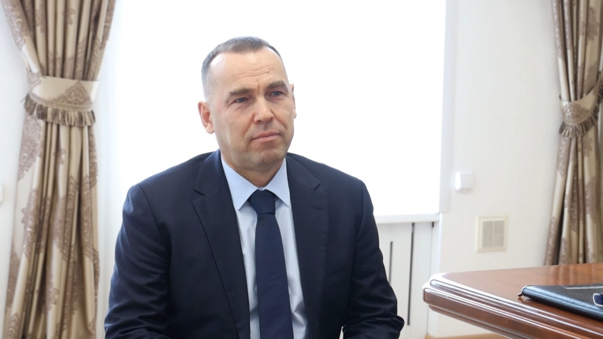 Губернатор Вадим Шумков предложил стимулировать врачей, которые отговаривают женщин от абортов, и поддержать одиноких матерей