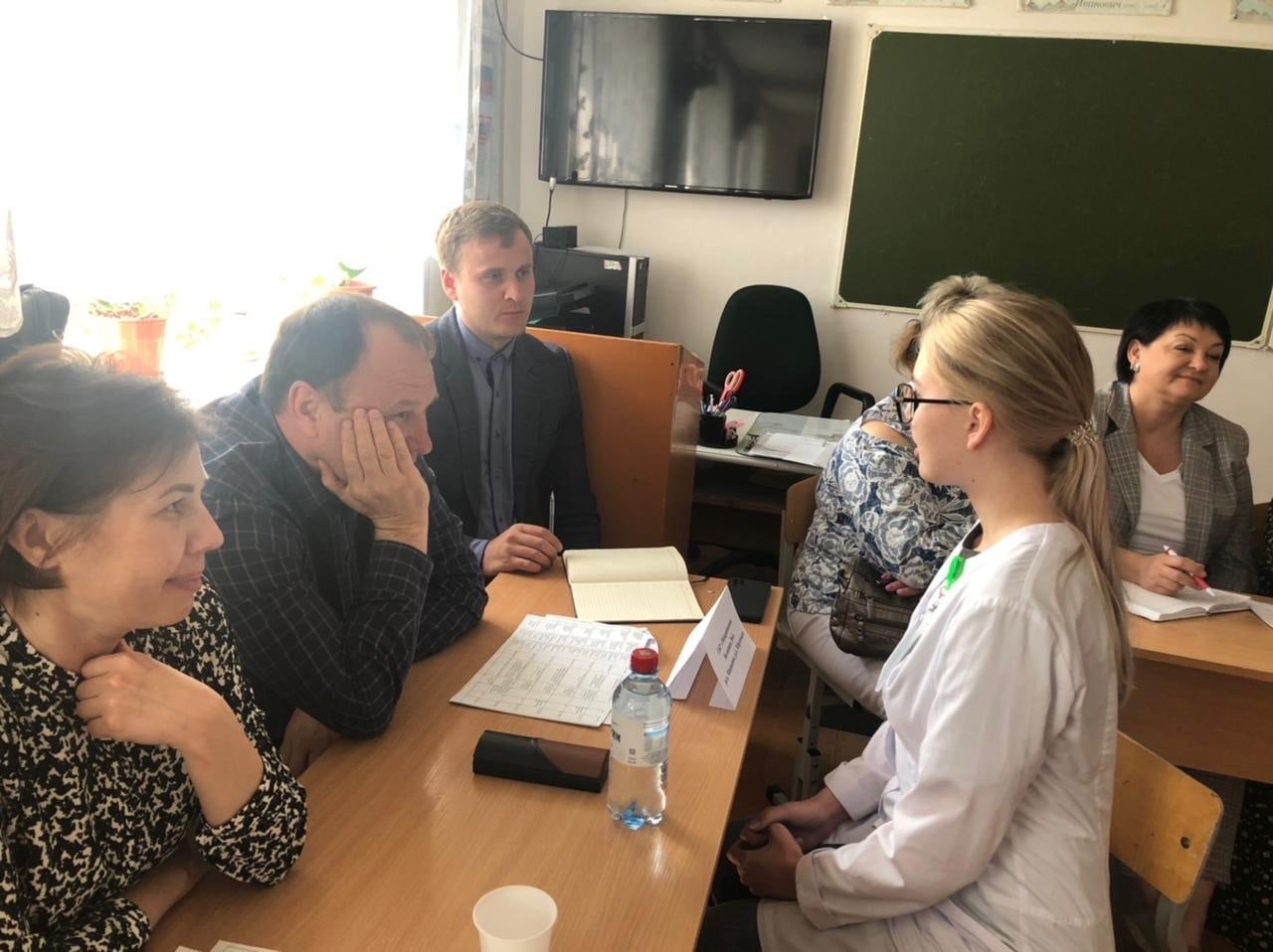 Сегодня, 23 мая, состоялось распределение выпускников в Юргамышском филиале Курганского базового медицинского колледжа