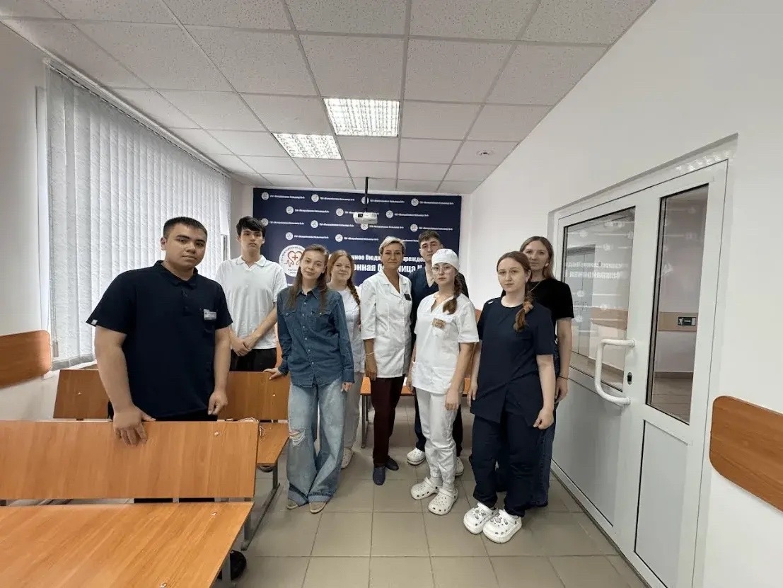 На базе Межрайонной больницы № 4 состоялась встреча студентов‑практикантов с главным врачом 