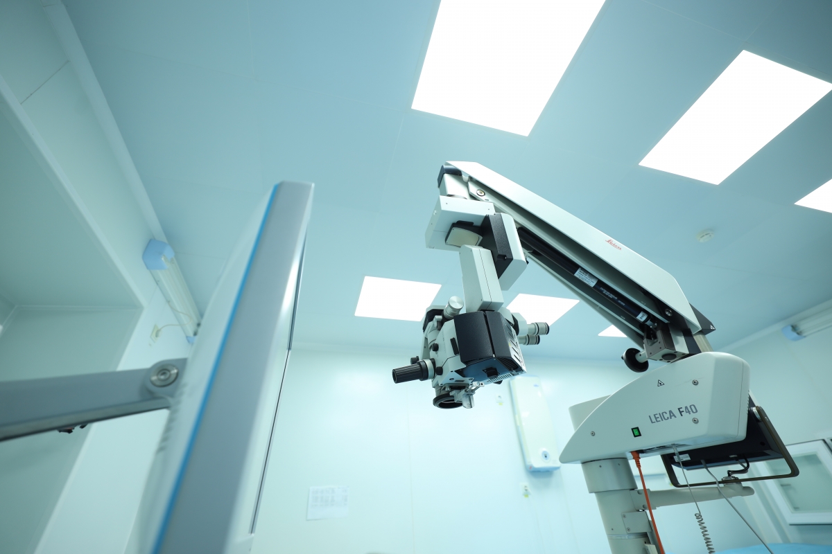 Сегодня, 11 марта, в Курганском областном госпитале для ветеранов войн запустили в работу современную, высокотехнологичную офтальмологическую хирургическую систему