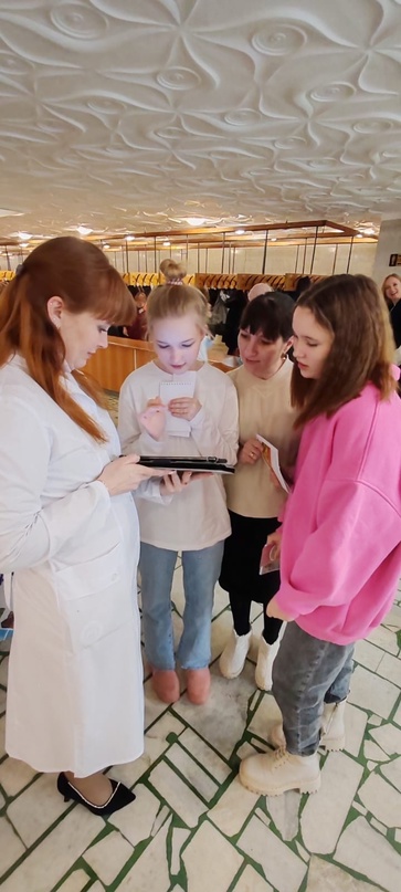 Специалисты Курганского базового медицинского колледжа и Курганского областного центра медицинской профилактики, лечебной физкультуры и спортивной медицины принимают участие в областного форуме «Семья моя – Курганская область»