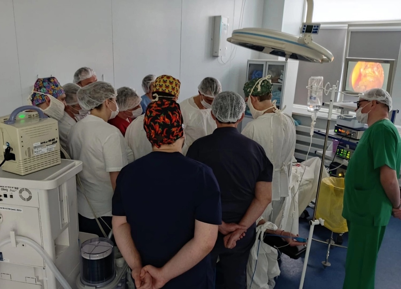 В Курганской областной клинической больнице провели мастер-класс по оперативному лечению грыж