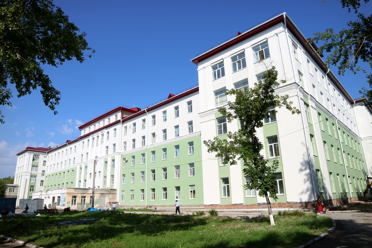 Лариса Кокорина рассказала о строительстве, ремонте, новом оборудовании и кадрах для больниц Курганской области