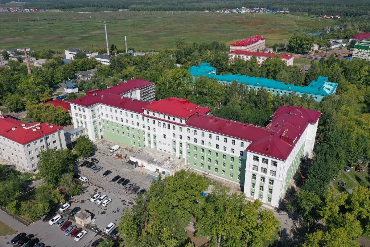 Лариса Кокорина рассказала о строительстве, ремонте, новом оборудовании и кадрах для больниц Курганской области