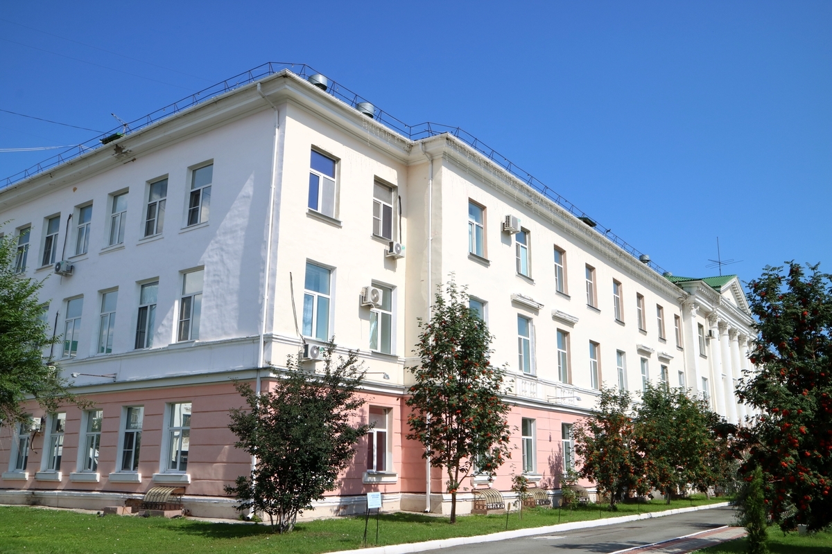 Лариса Кокорина рассказала о строительстве, ремонте, новом оборудовании и кадрах для больниц Курганской области