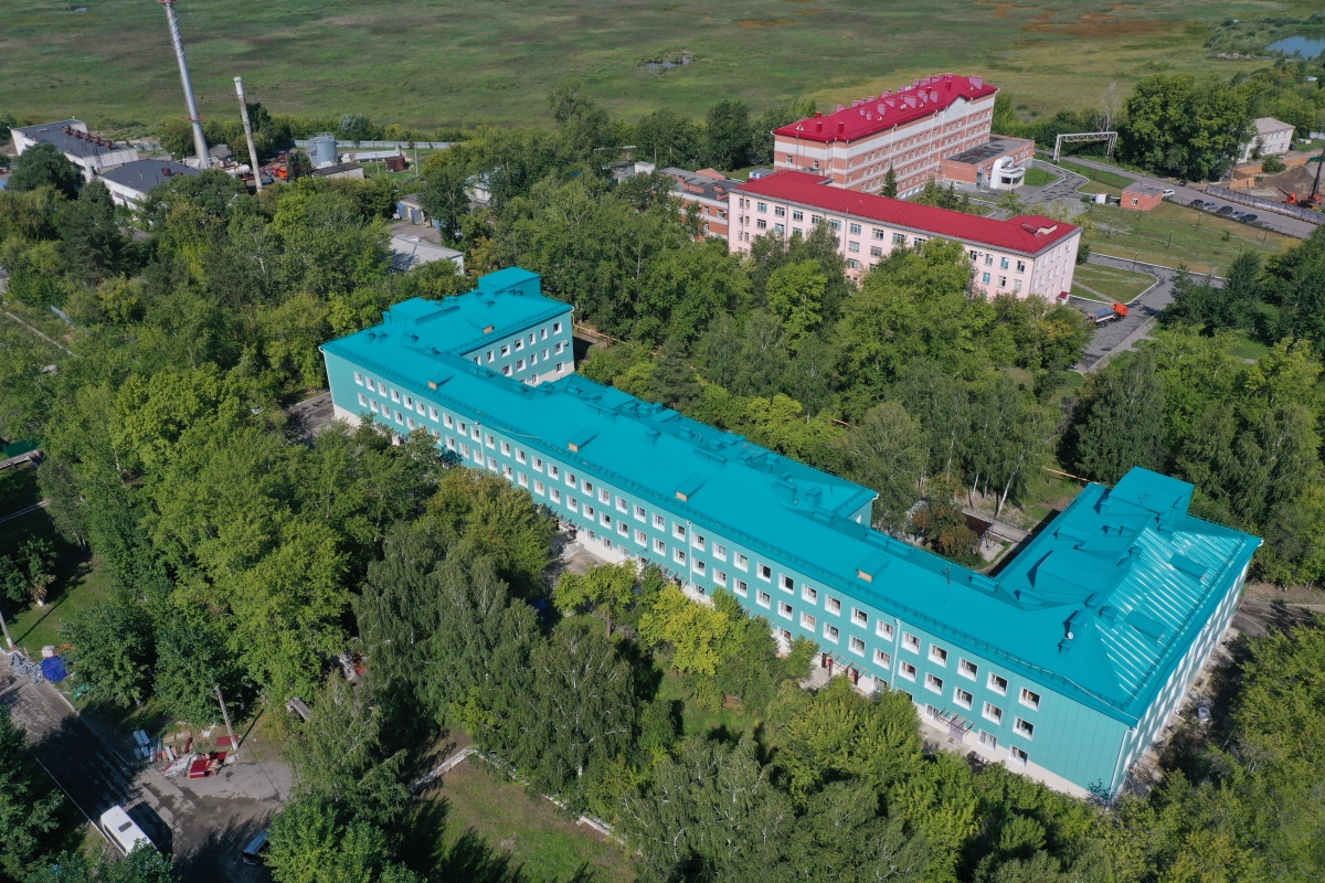 Лариса Кокорина рассказала о строительстве, ремонте, новом оборудовании и кадрах для больниц Курганской области