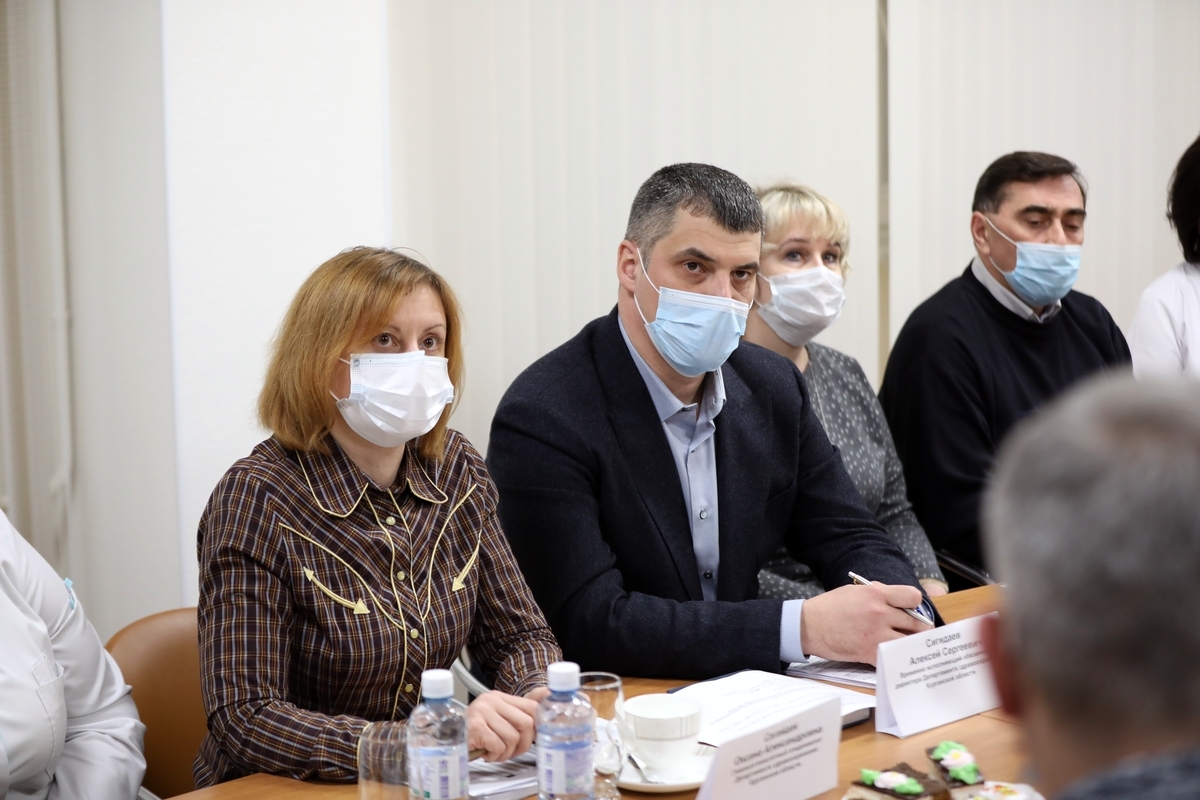 Врио директора департамента здравоохранения Алексей Сигидаев: «Победить коронавирус мы должны сейчас»