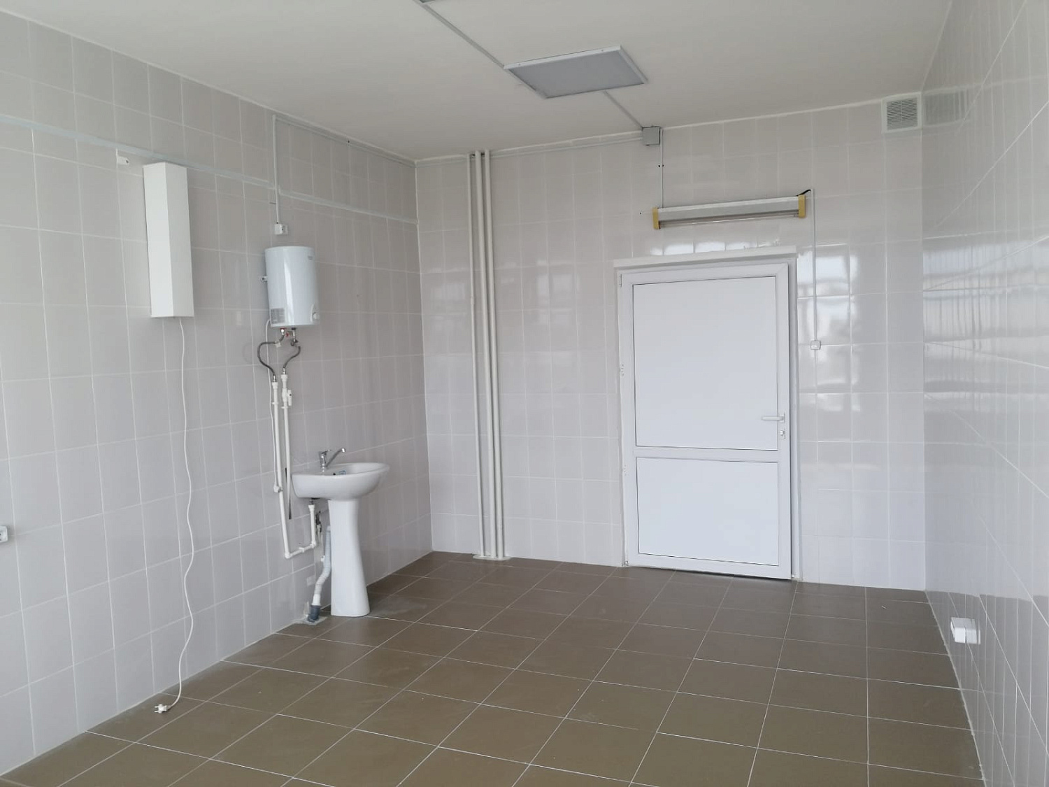 В филиале Межрайонной больницы №3 в селе Звериноголовское ведутся работы по капитальному ремонту