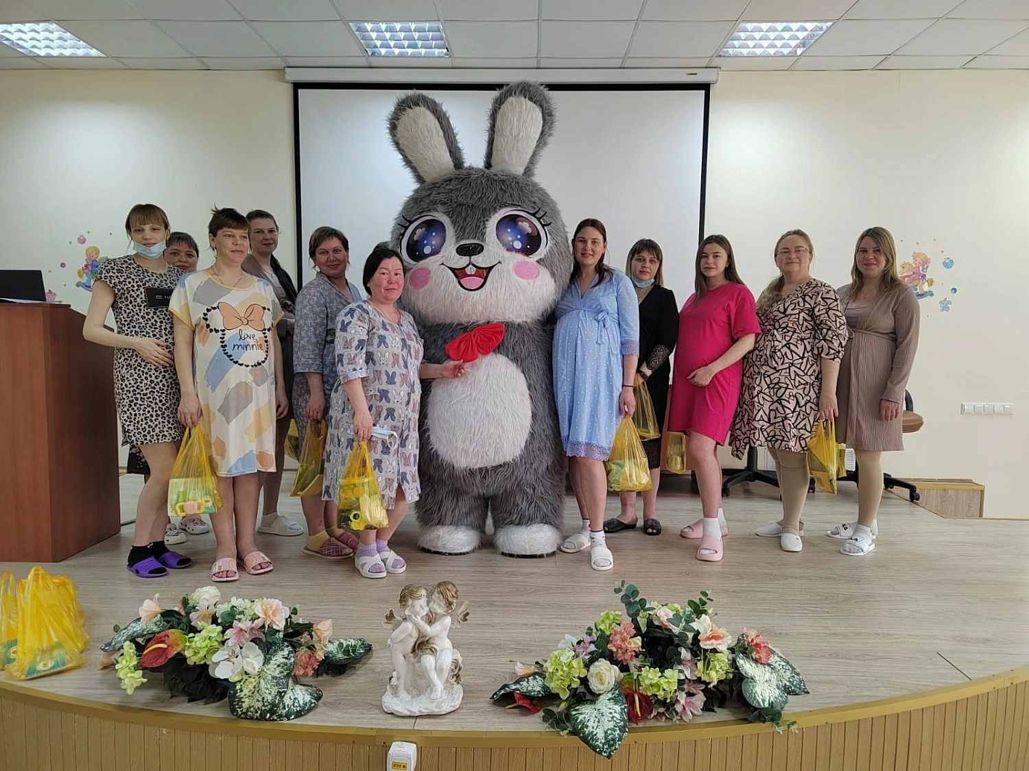 В Курганском областном перинатальном центре состоялся День беременных