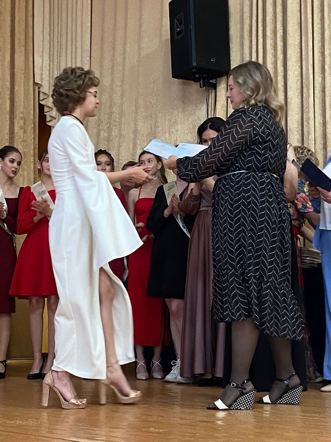 Выпускники Курганского базового медицинского колледжа получили дипломы