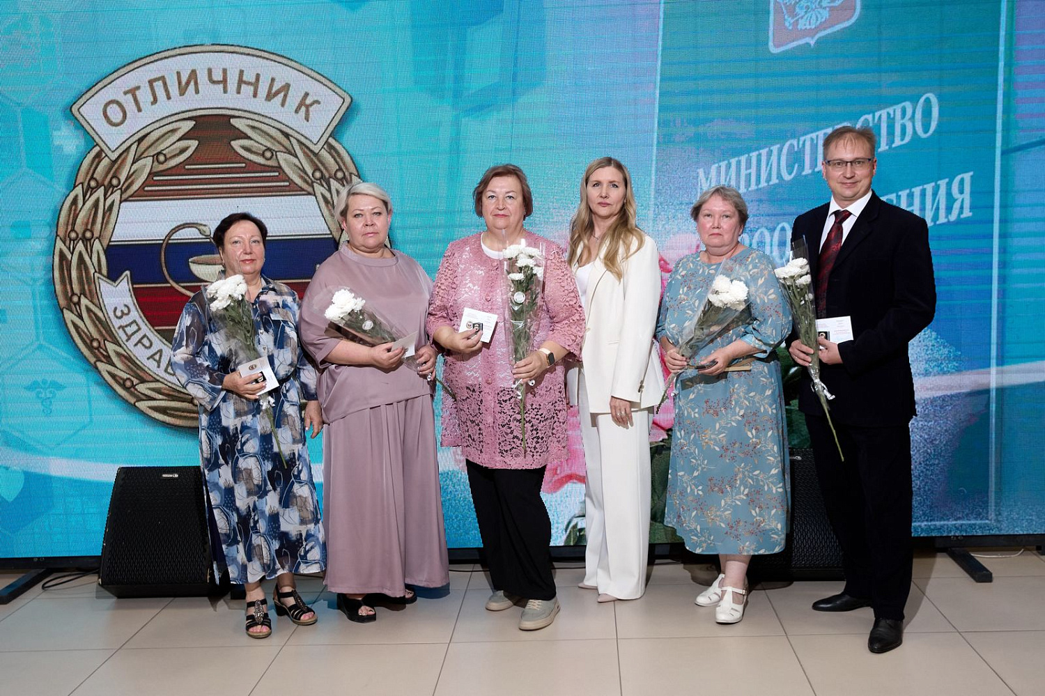 На торжественном мероприятии, посвященном Дню медицинского работника награждены сотрудники медицинских учреждений