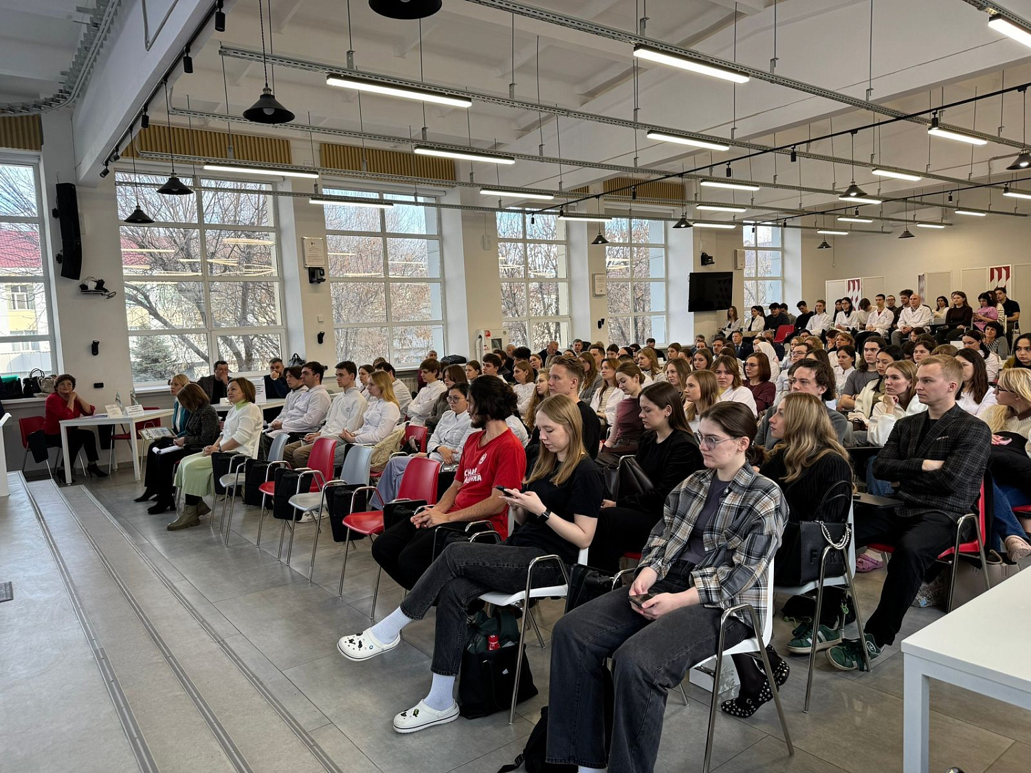 Представители Департамента здравоохранения Курганской области и руководители медицинских организаций встретились со студентами Тюменского государственного медицинского университета