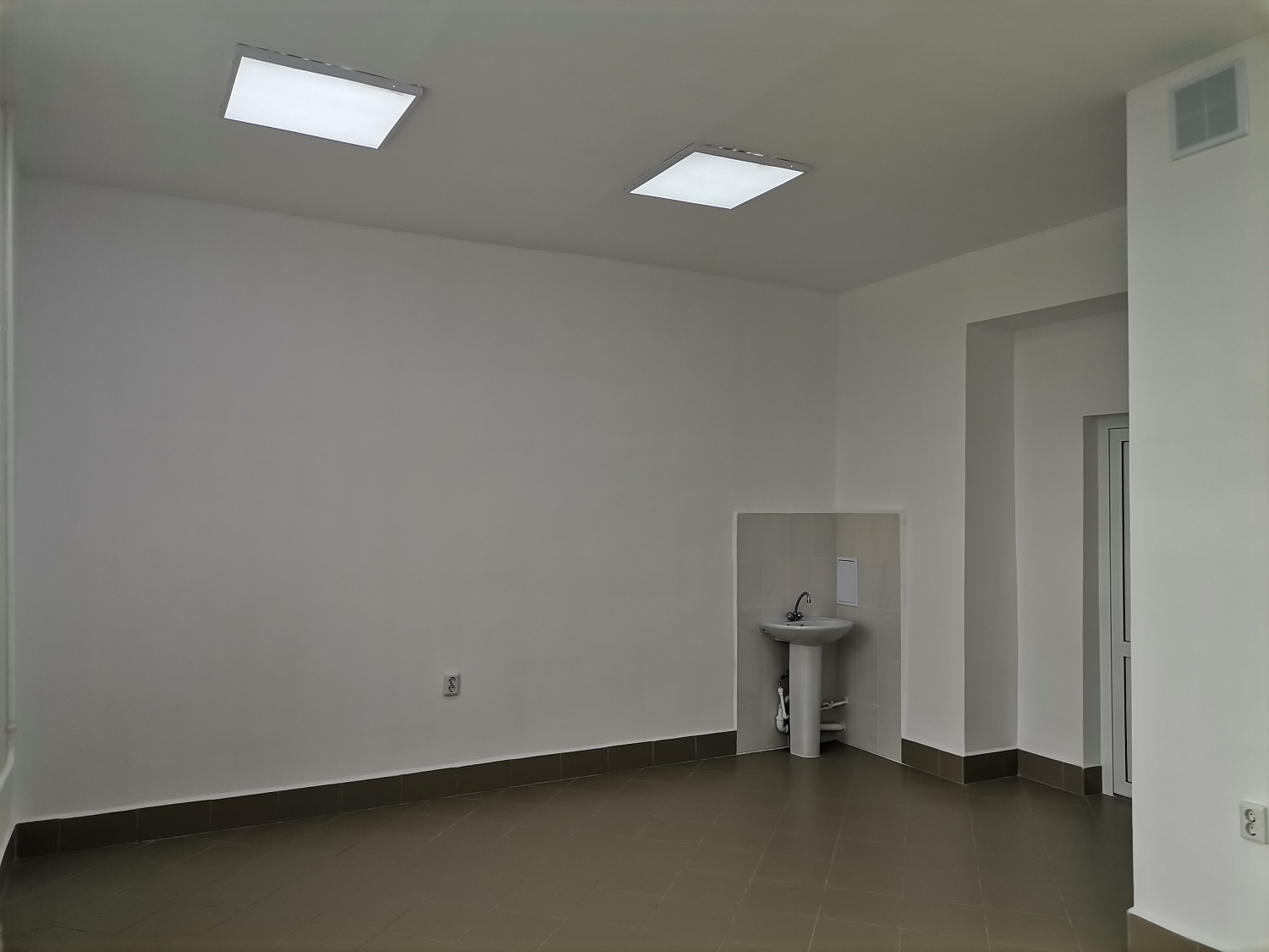 В Сафакулевской центральной районной больнице отремонтировали терапевтическое отделение