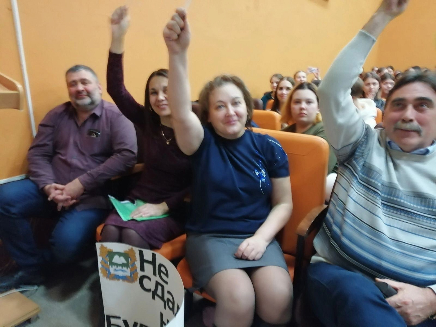 Директор департамента здравоохранения Курганской области Алексей Сигидаев поздравил студентов и преподавателей колледжа