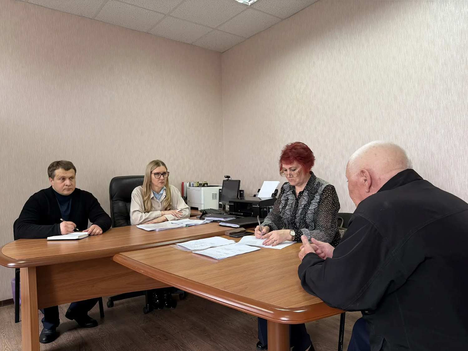 По поручению Губернатора Курганской области проведен личный прием граждан c жителями Варгашинского муниципального округа по вопросам качества оказания медицинской помощи.