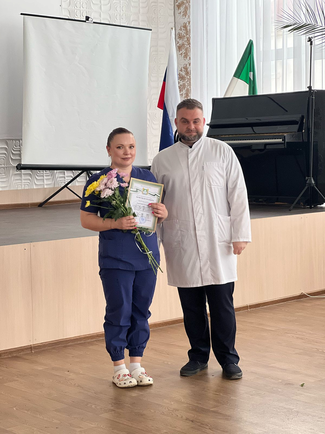 В Курганской больнице скорой медицинской помощи наградили лучших сотрудников скорой медицинской помощи