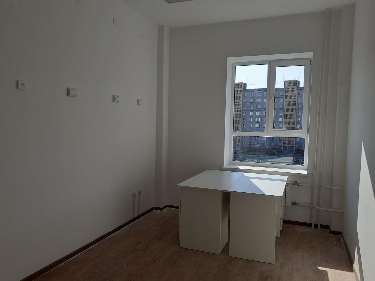 Возведение детской поликлиники в Заозерном близится к завершению