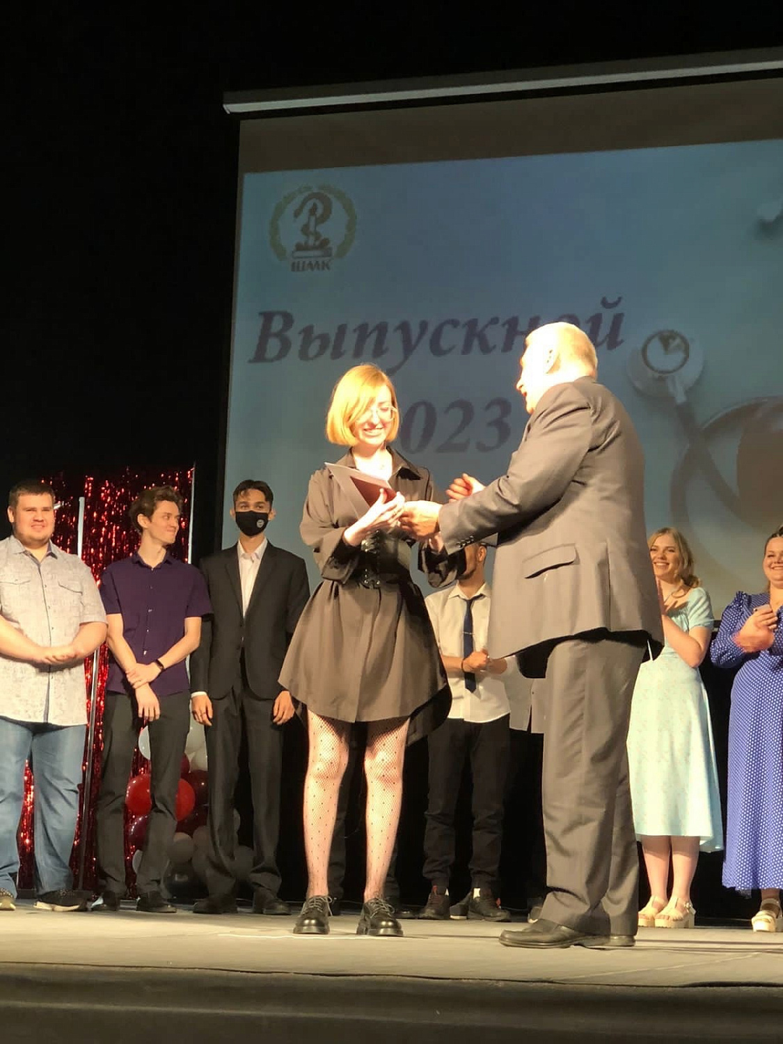 Выпускники Курганского базового медицинского колледжа получили дипломы