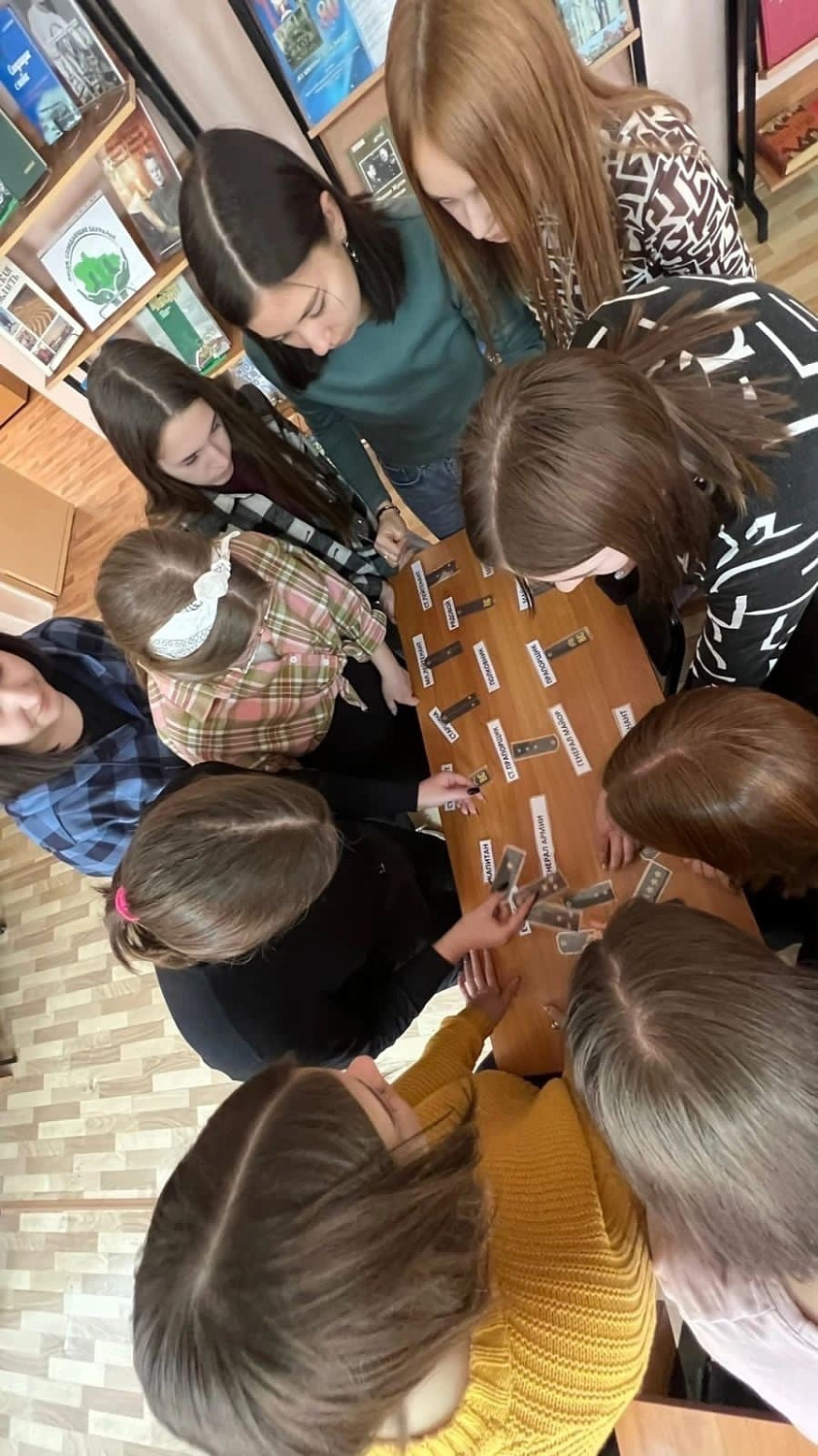 Директор департамента здравоохранения Курганской области Алексей Сигидаев поздравил студентов и преподавателей колледжа