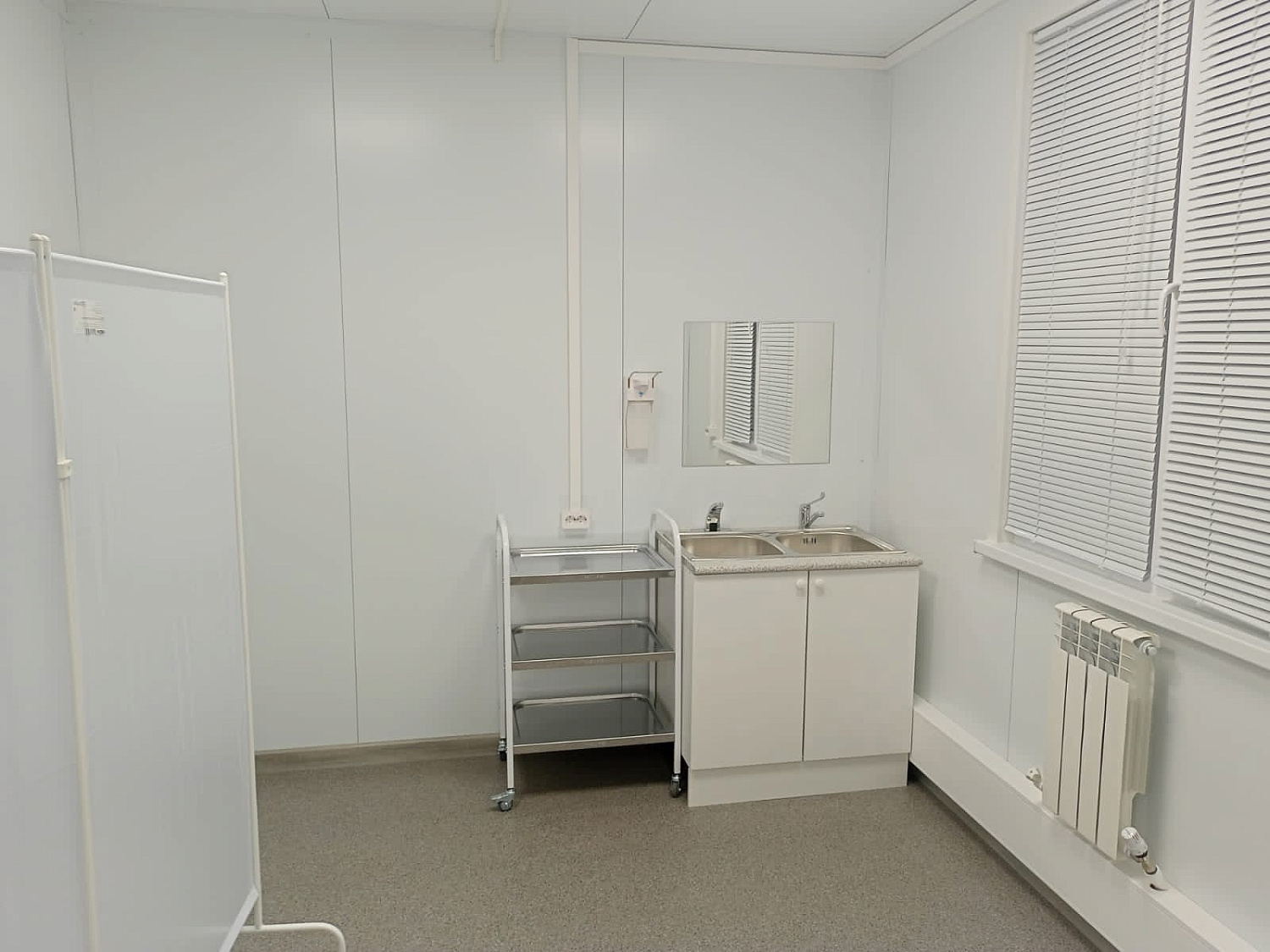 В селе Крутиха Далматовского муниципального округа появился новый фельдшерско - акушерский пункт