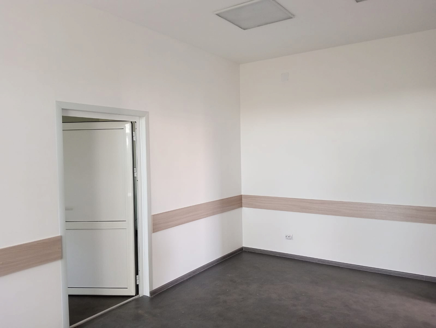 Завершился капитальный ремонт фельдшерско –акушерского пункта в селе Чистое Щучанского муниципального округа